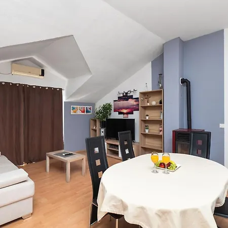 Apartment Anna Vodice
